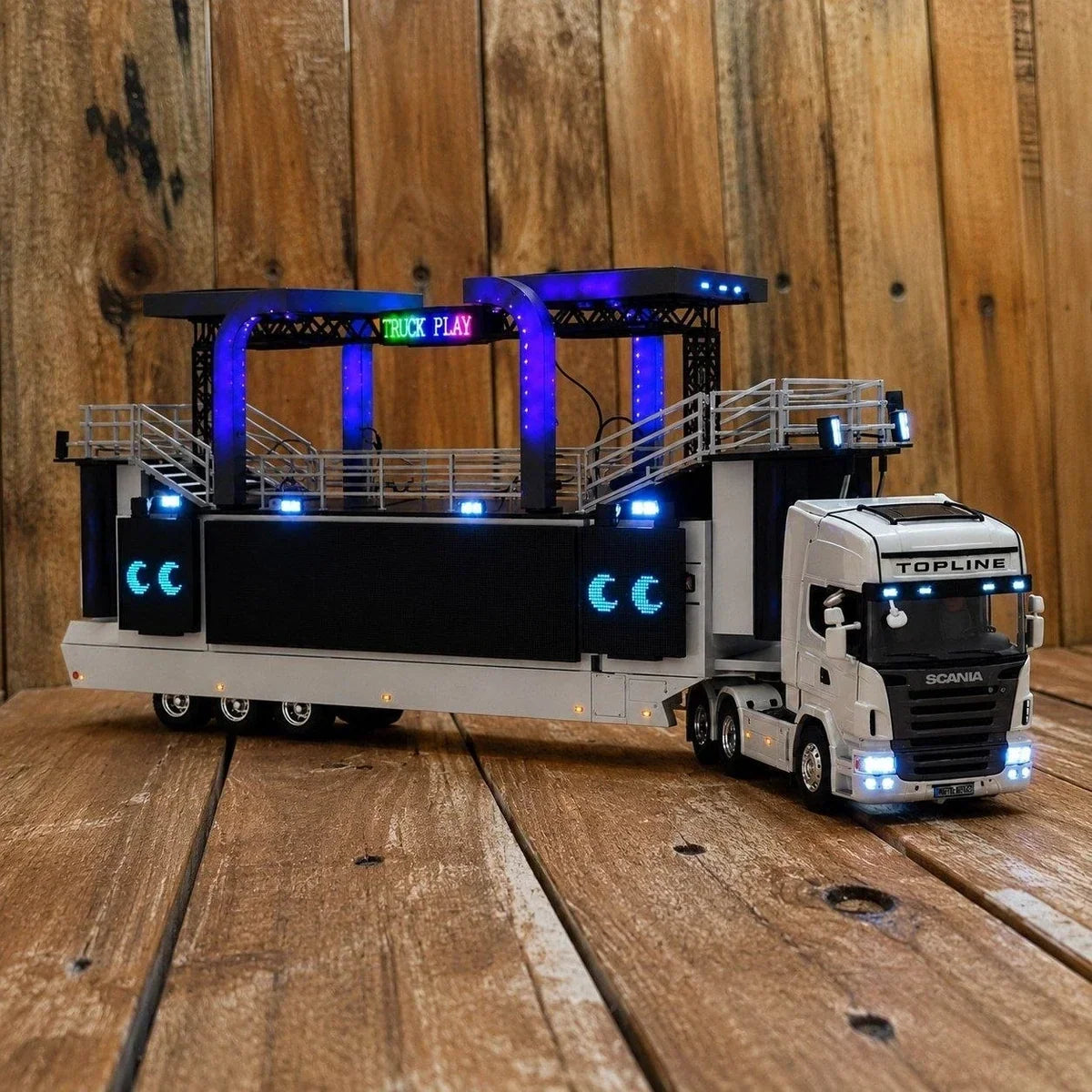 Trio Elétrico Premium – Que Toca Música