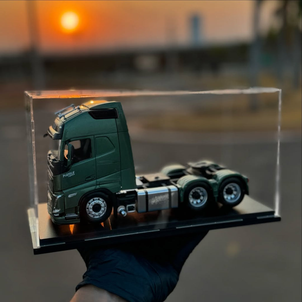 Miniatura Volvo FH 540 – Escala 1/24