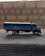 Miniatura Mercedes-Benz 1313 Graneleiro Azul – Escala 1/24